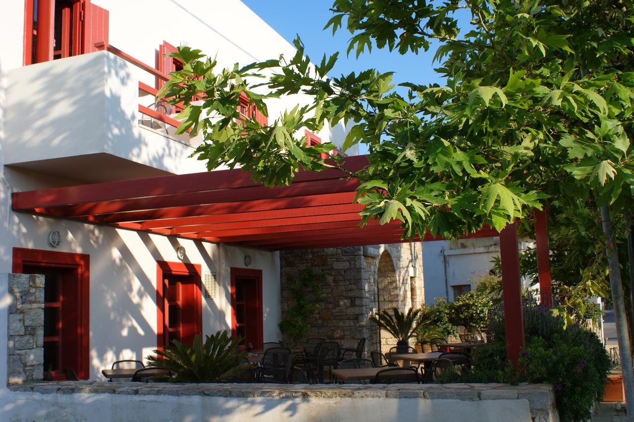Aposperides Hotel Livadi  Exteriör bild